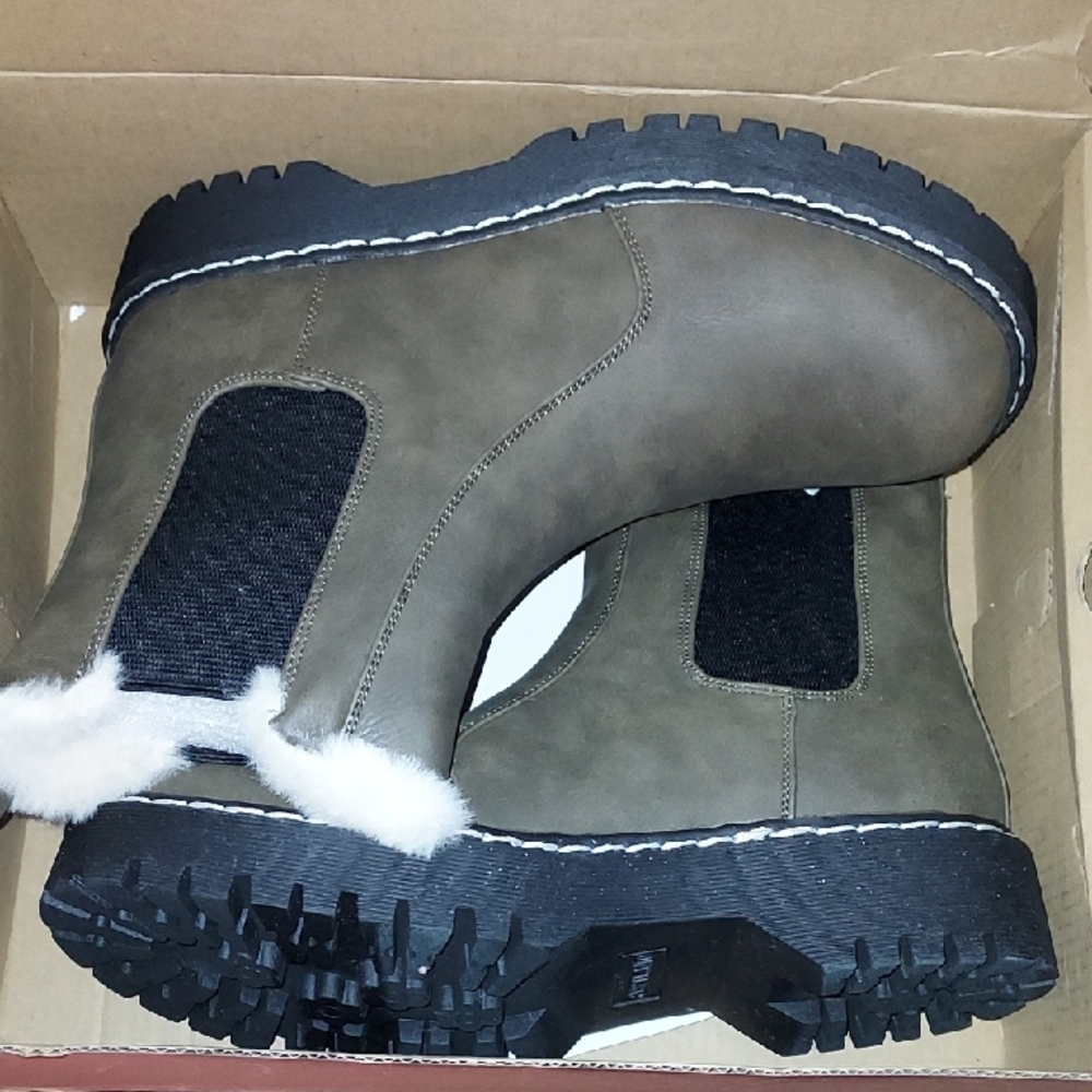 Olive BROWN Ankle Boots with Faux Fur by [Brand] 8M FAUX leather